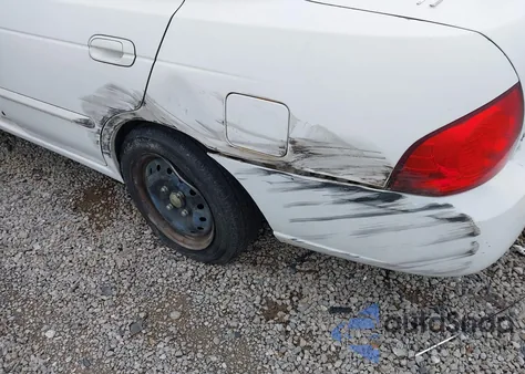 2004 Nissan Sentra 1.8S z USA, uszkodzony, nr VIN 3N1CB51D74L825373